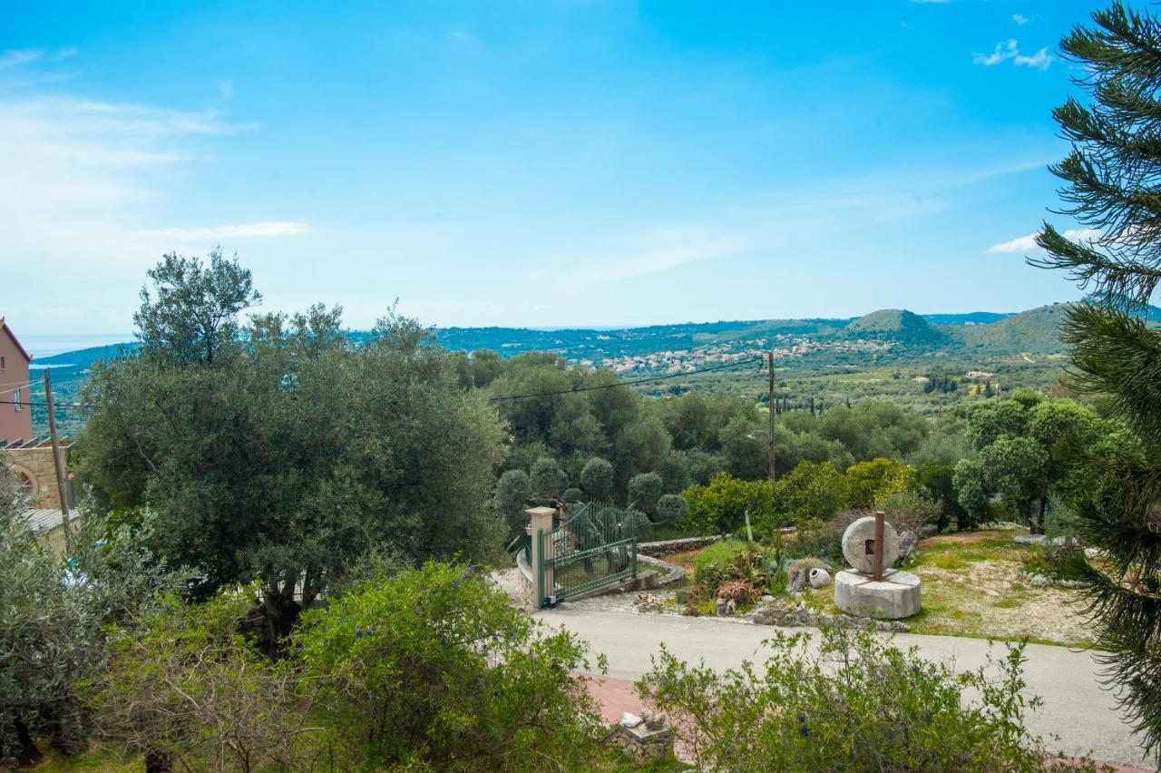 Evianna Studios Mousata Exteriér fotografie