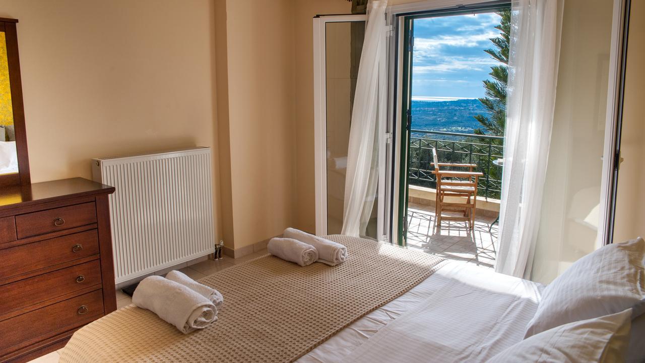 Evianna Studios Mousata Exteriér fotografie
